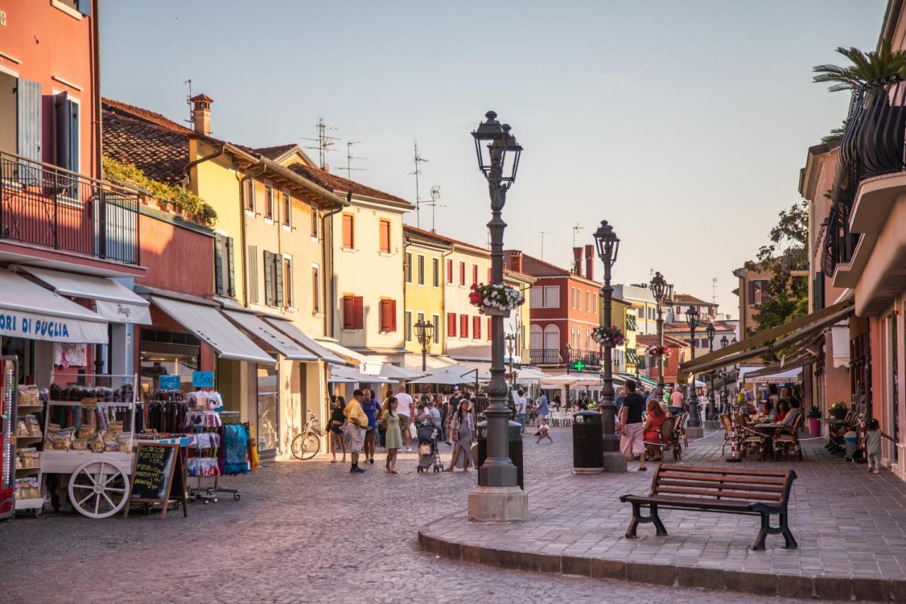 Ca' Mira Apartments Caorle Kültér fotó