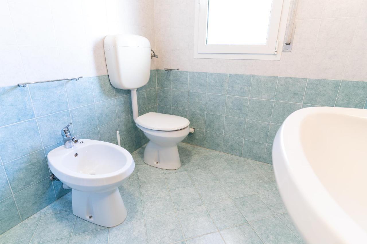 Ca' Mira Apartments Caorle Kültér fotó